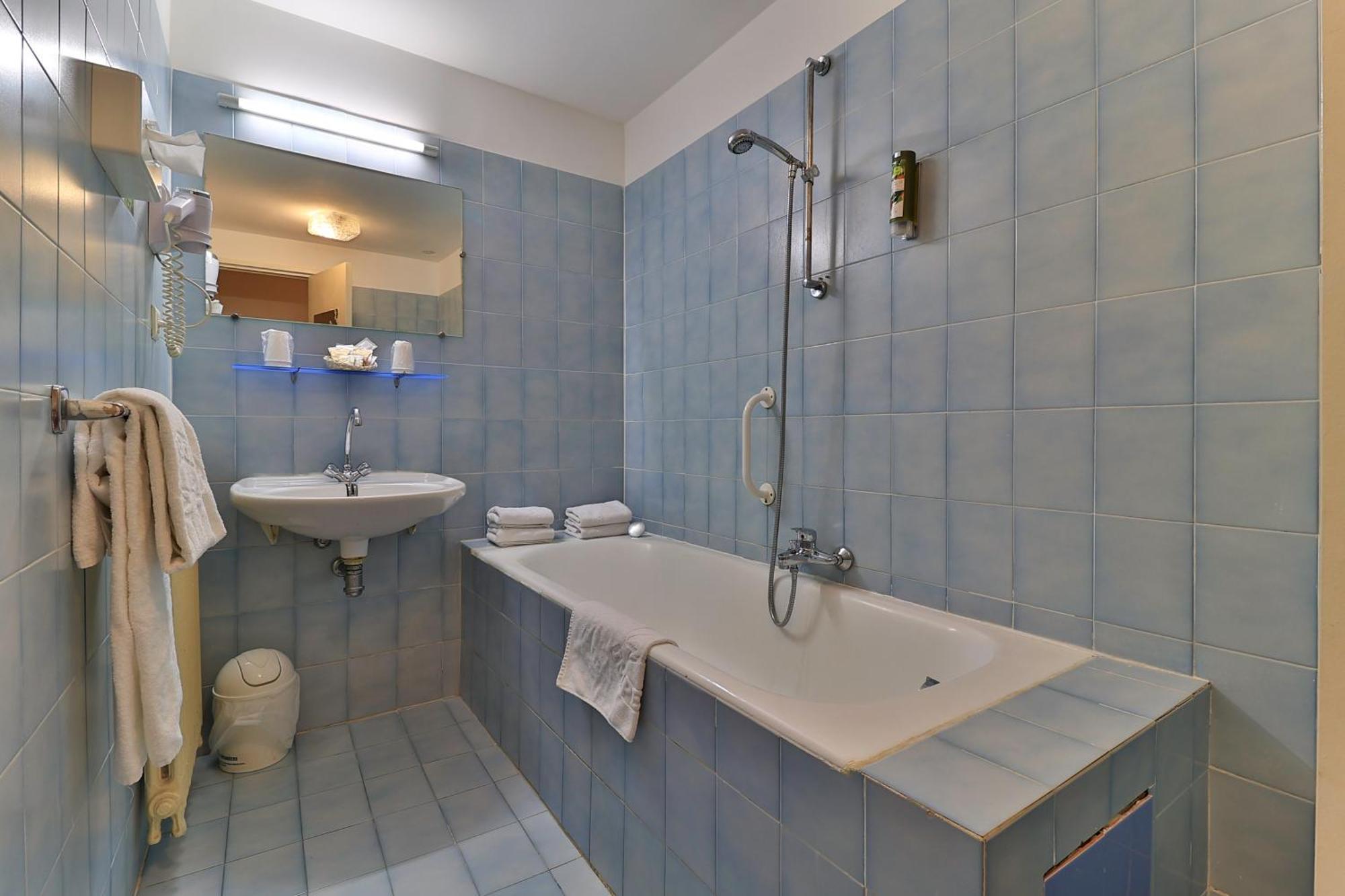 Logis Le Relais Imperial Ξενοδοχείο Saint-Vallier-de-Thiey Εξωτερικό φωτογραφία