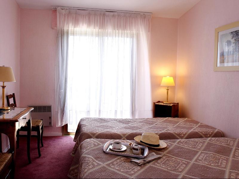 Logis Le Relais Imperial Ξενοδοχείο Saint-Vallier-de-Thiey Εξωτερικό φωτογραφία